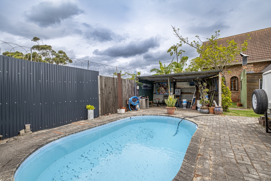 4 Bedroom Property for Sale in Greenbushes Eastern Cape